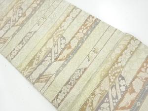 横段に鶴・草花模様織出し　袋帯